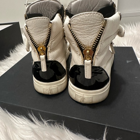 Giuseppe Zanotti Leather sneaker high top gold white and black size 38. Used - Picture 3 of 7